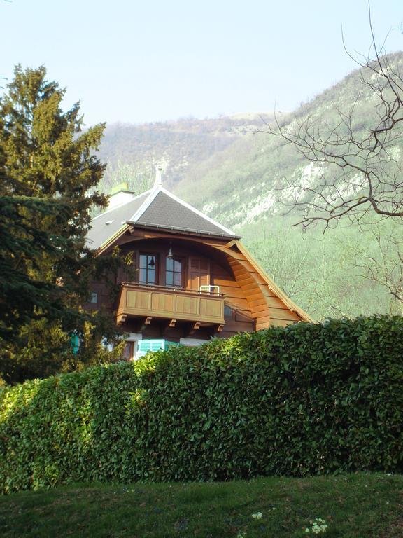 Апартаменты Maison Aux Iris Шаль-ле-О Экстерьер фото